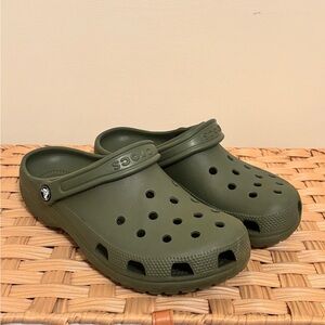 CROCS Unisex Clogs in Forest Green